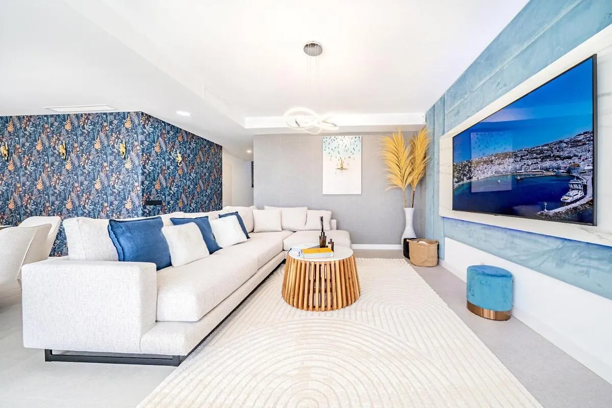 Fabulous Modern Sea View Bliss Daire Marbella