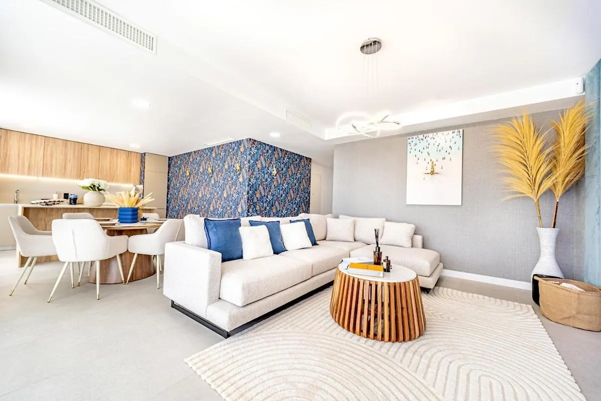 Fabulous Modern Sea View Bliss Daire Marbella
